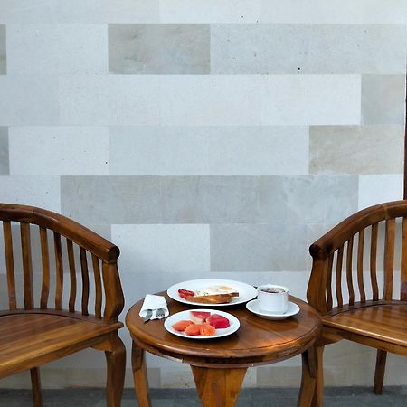 Kutus Bali Guesthouse Sanur  Ngoại thất bức ảnh
